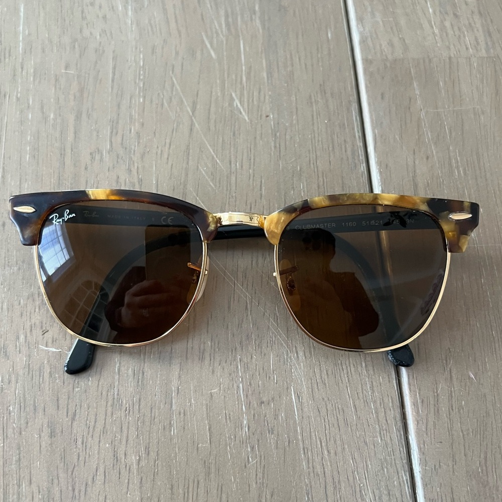Ray Ban Clubmaster Fleck Unisex Glasses